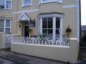 Langdon Villa Guest House Tenby Exteriör bild