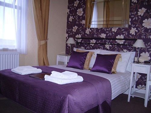 Langdon Villa Guest House Tenby Exteriör bild