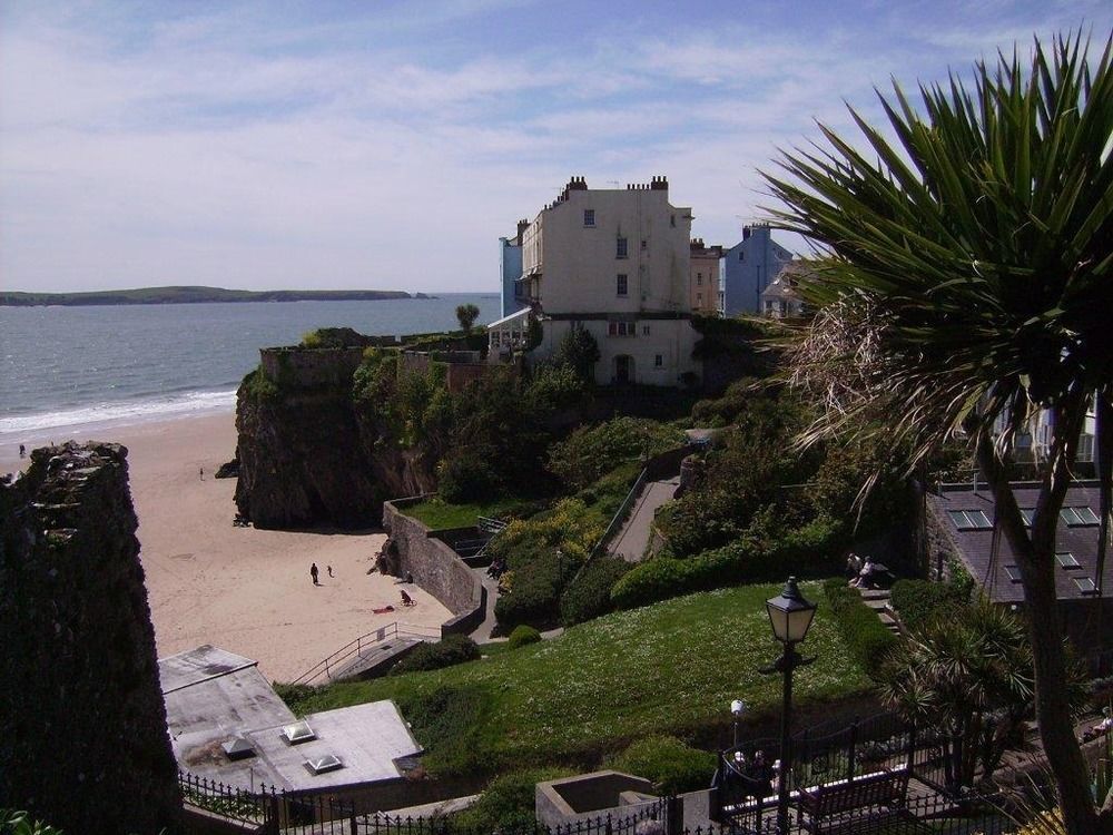 Langdon Villa Guest House Tenby Exteriör bild