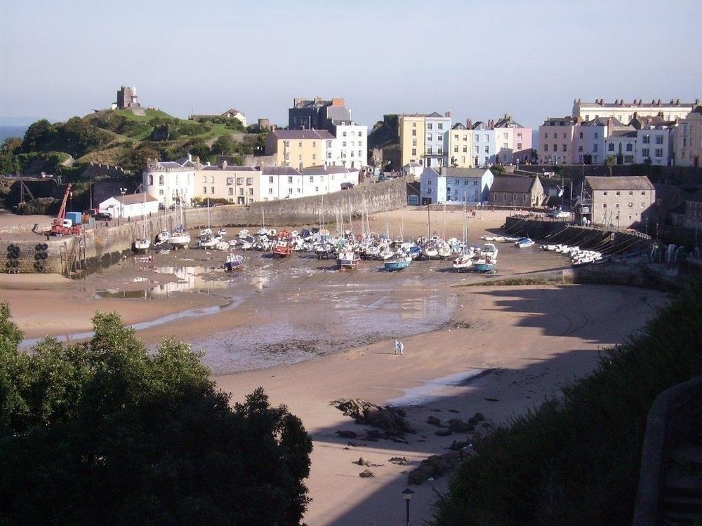 Langdon Villa Guest House Tenby Exteriör bild